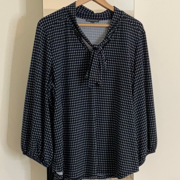 Adrianna Papell Tops - Adrianna Papell houndstooth top